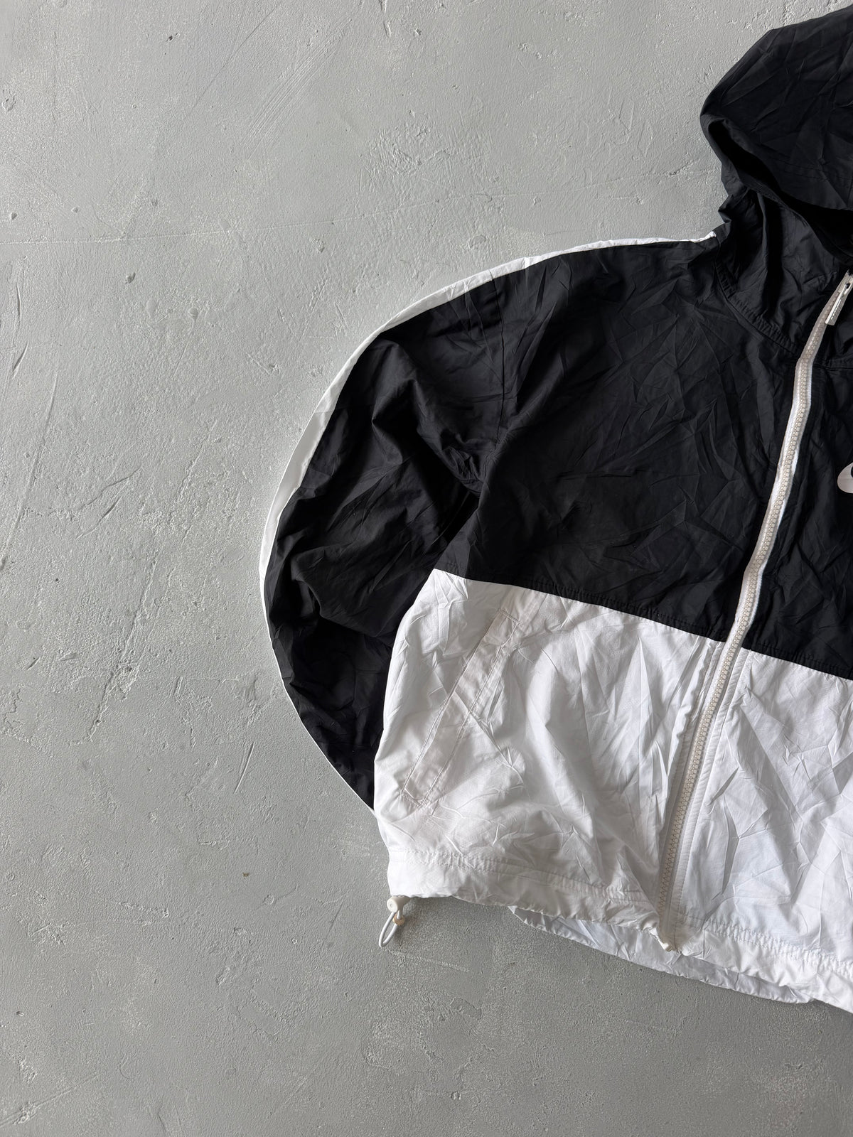 NIKE COLOR BLOCK HOODED JACKET -