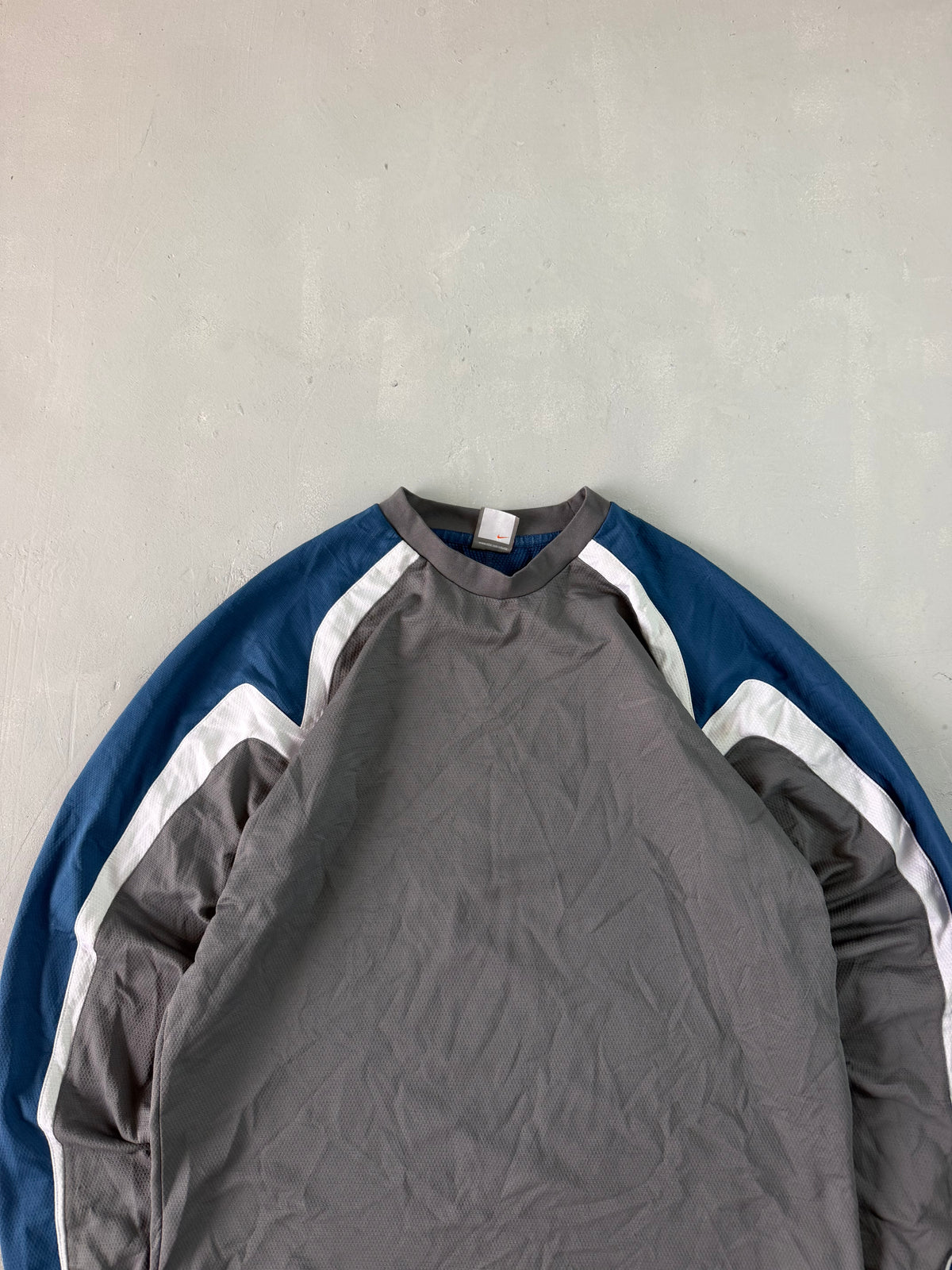 NIKE SWEATSHIRT - M