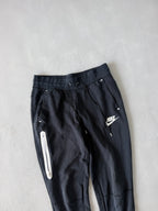 NIKE TECH PANT - S