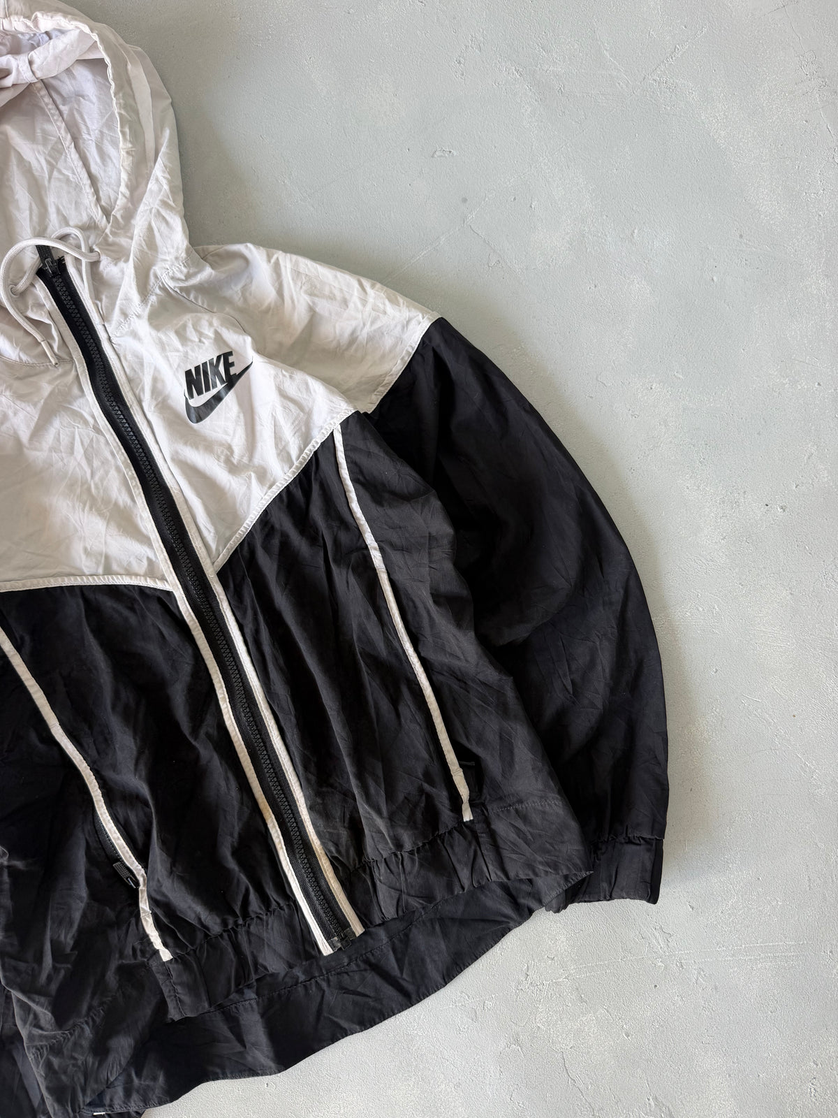NIKE HOODED JACKET - XS
