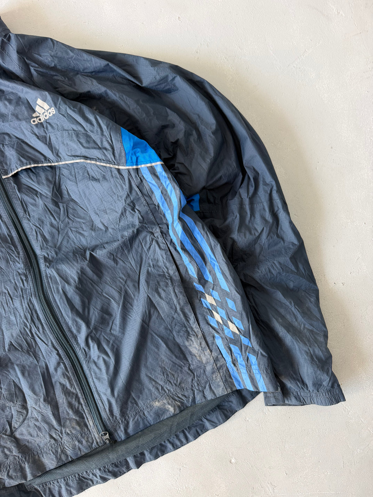 ADIDAS STRIPED JACKET - M