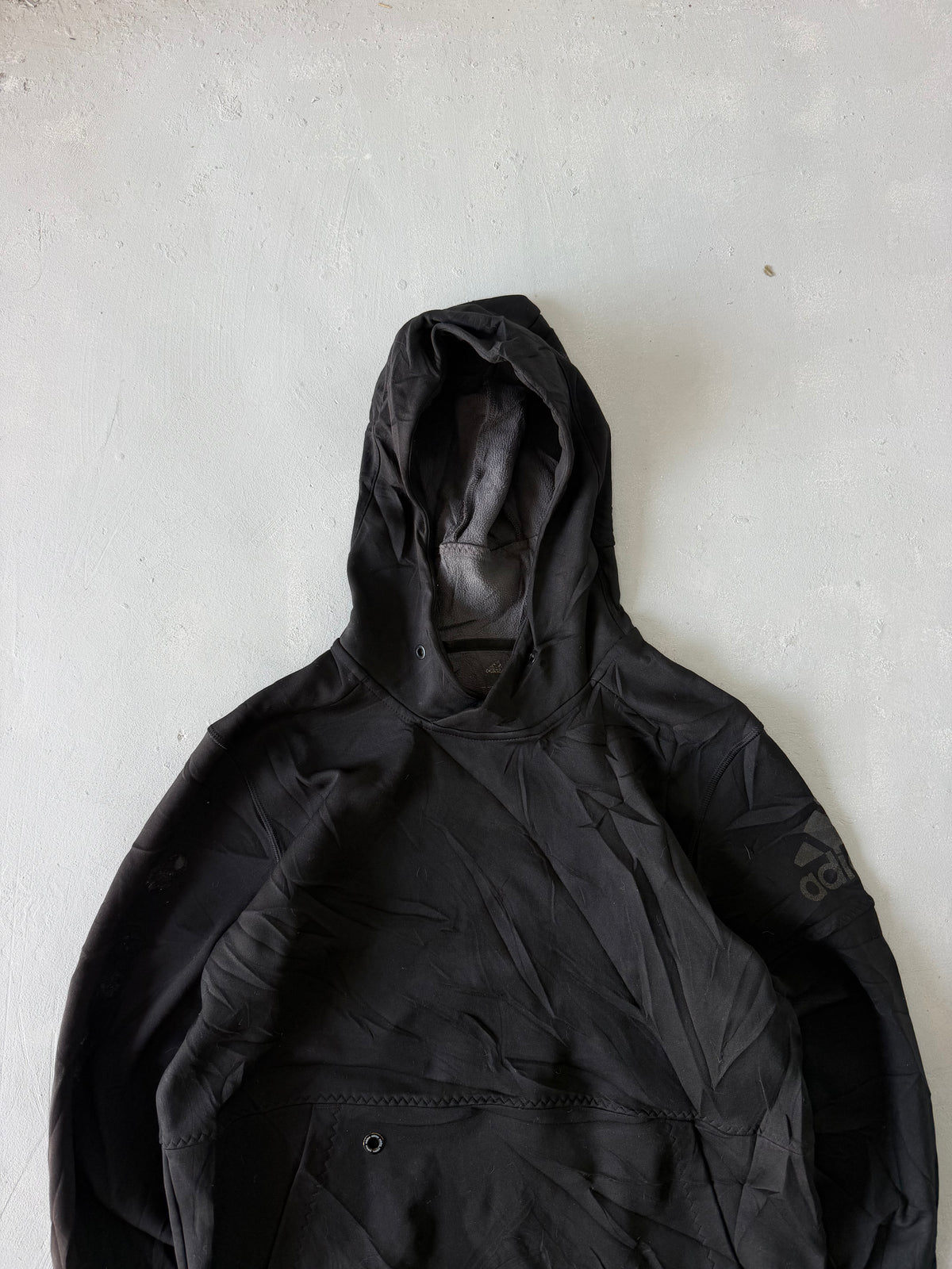 ADIDAS TECH HOODIE - M