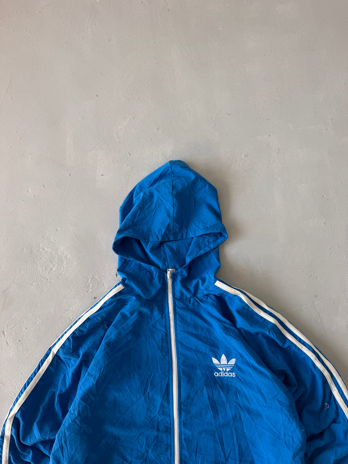 ADIDAS HOODED JACKET - M