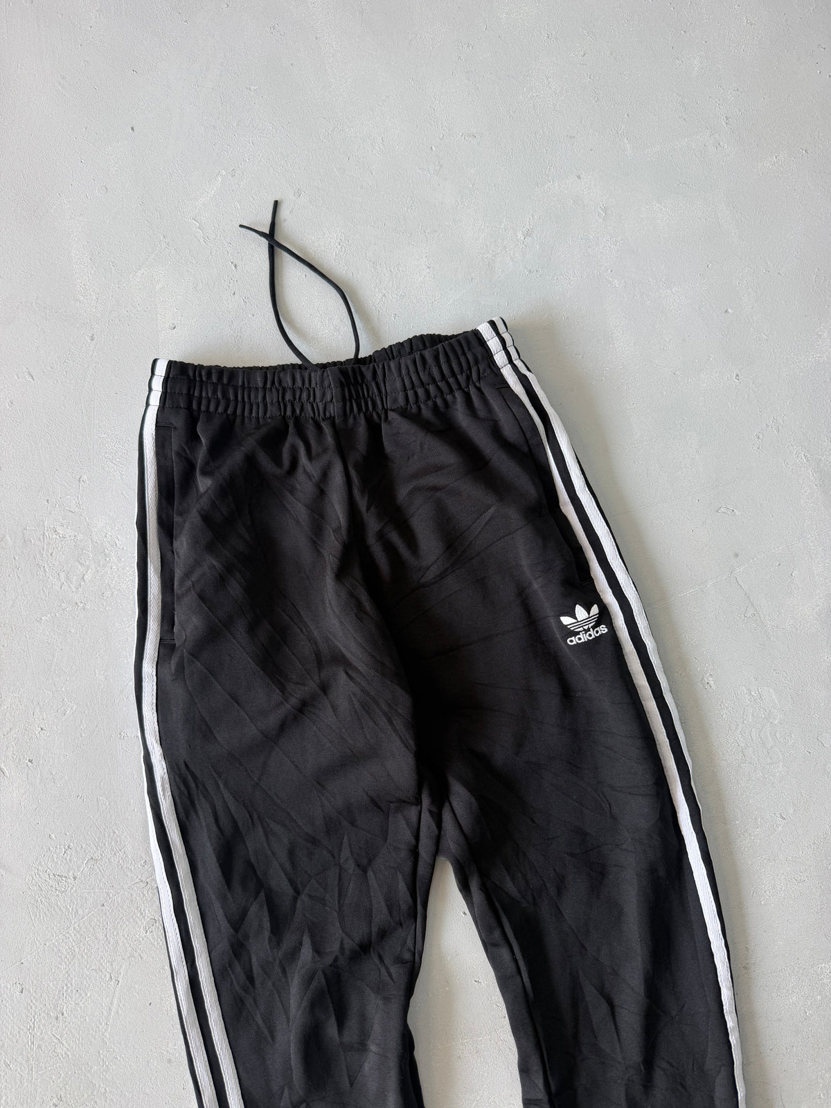 ADIDAS ORGINALS STRIPED TRACK PANT - S