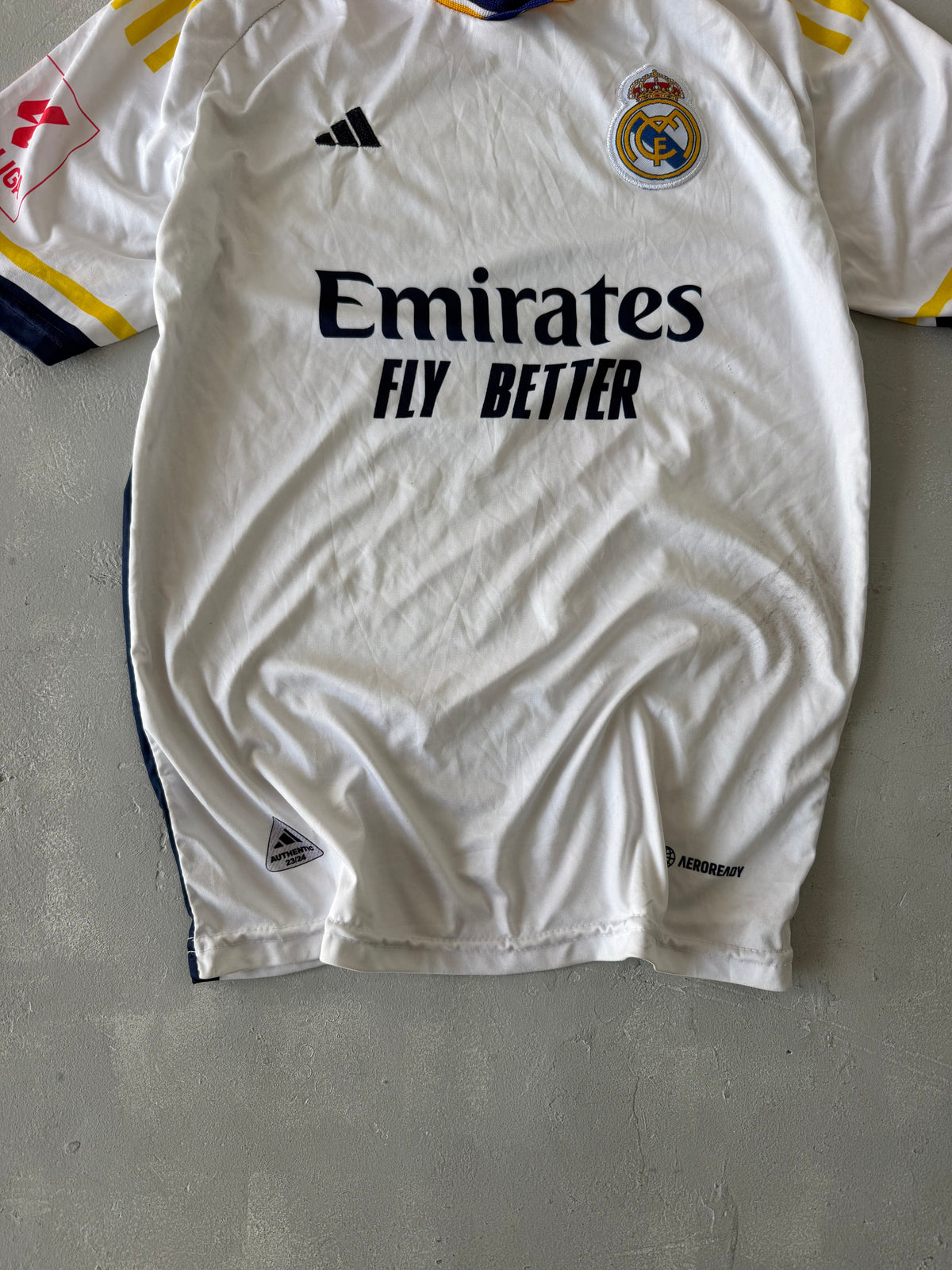 ADIDAS REAL MADRID JERSEY - S