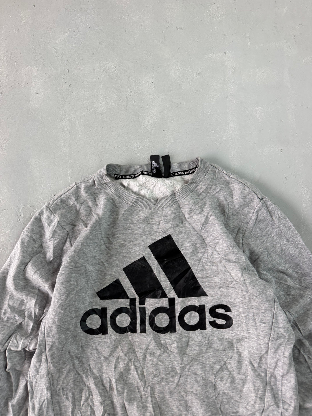 ADIDAS BIG LOGO SWEATSHIRT - M