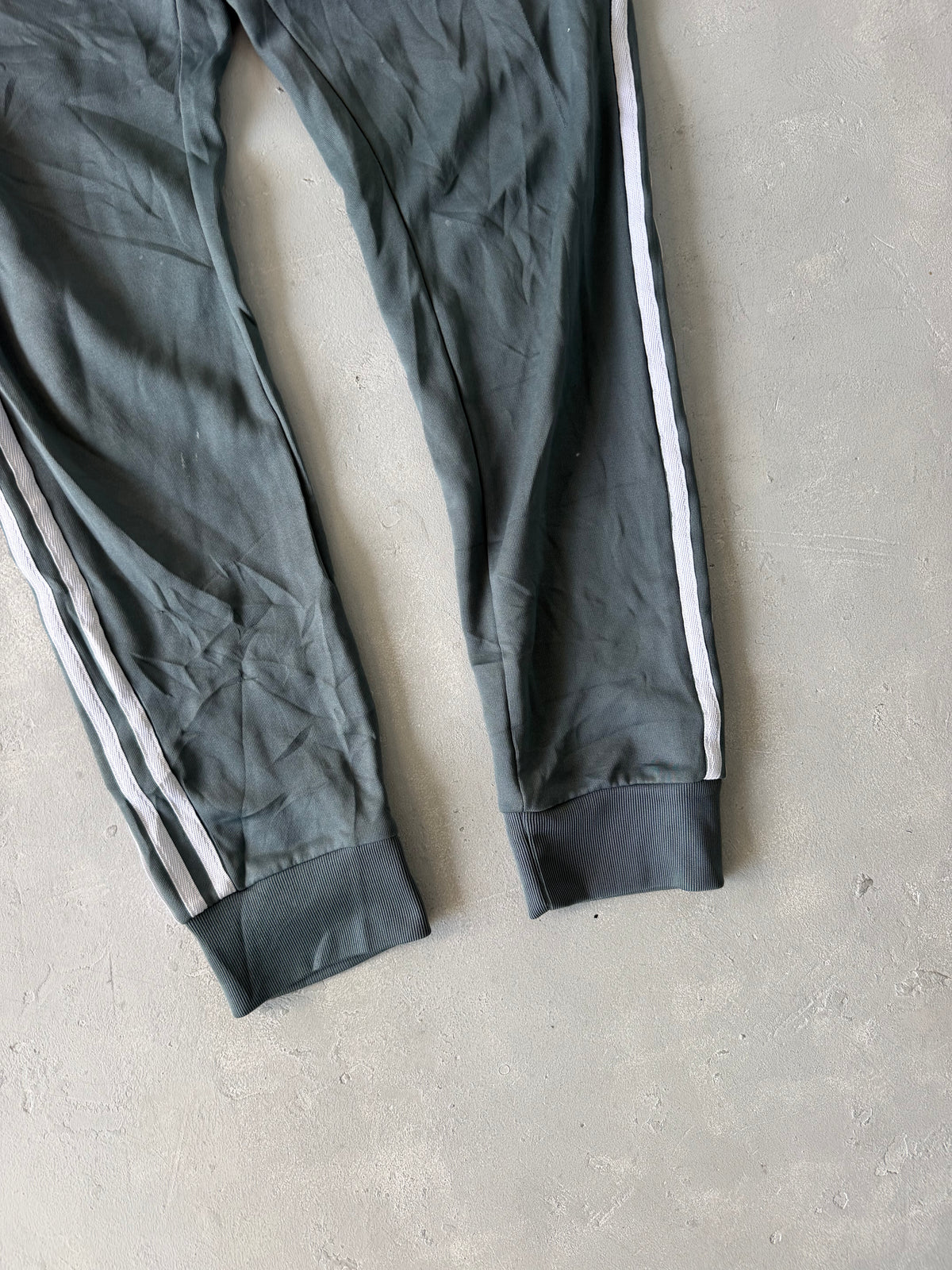 ADIDAS ORGINALS TRACK PANT - S