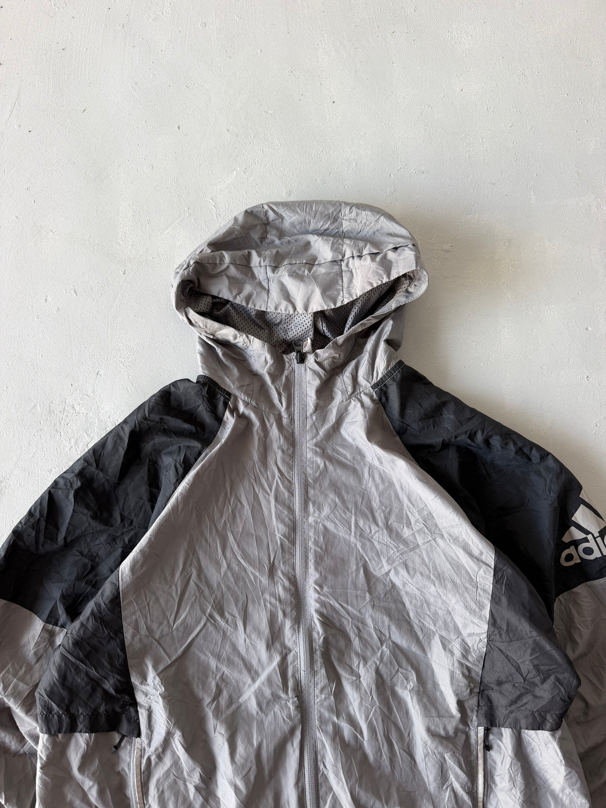 ADIDAS HOODED JACKET - XL