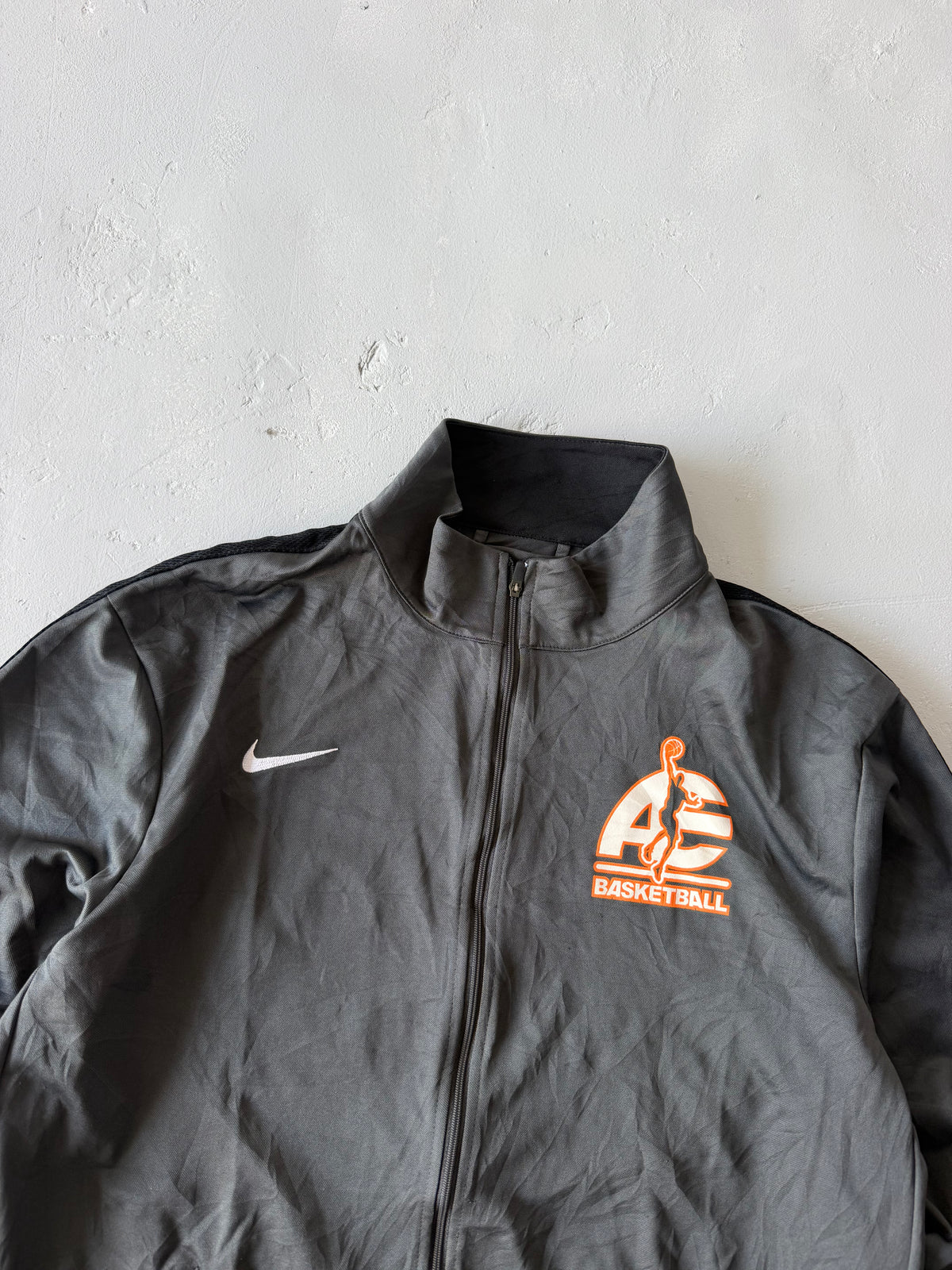 VINTAGE NIKE BASKET JACKET -