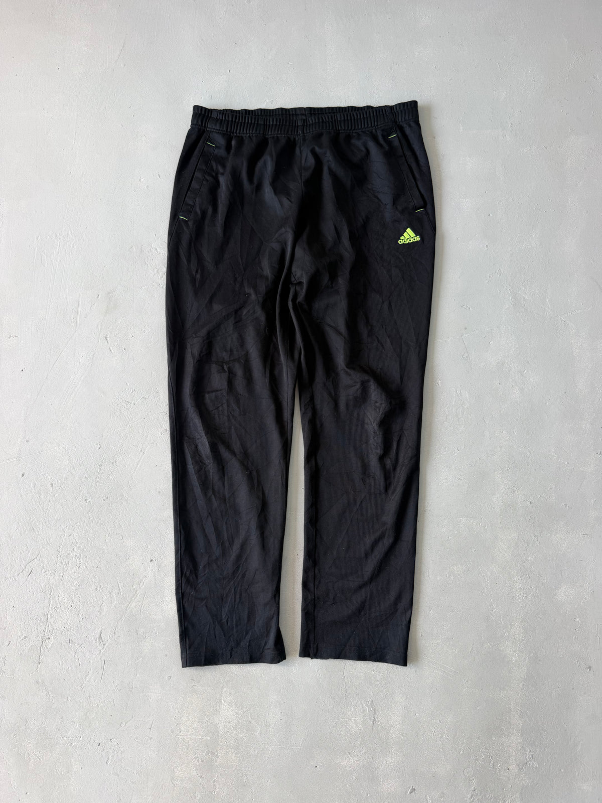 ADIDAS TRACK PANT - M