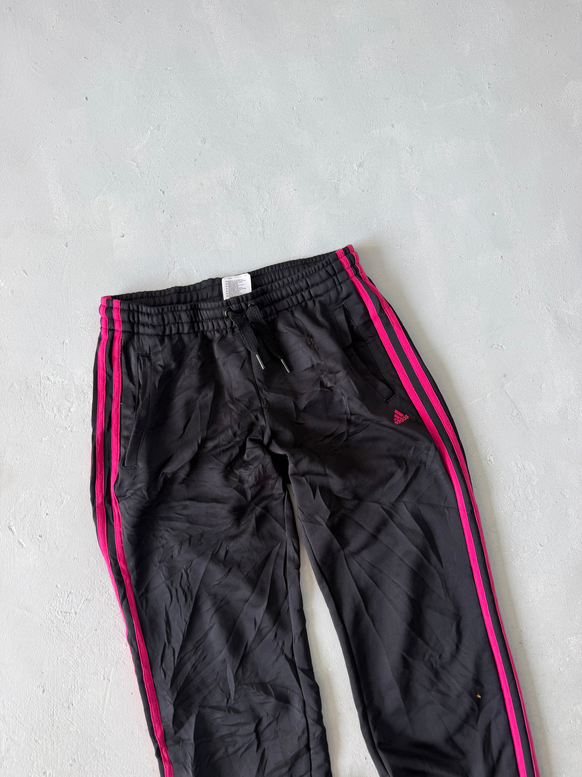 ADIDAS STRIPED TRACK PANT - S