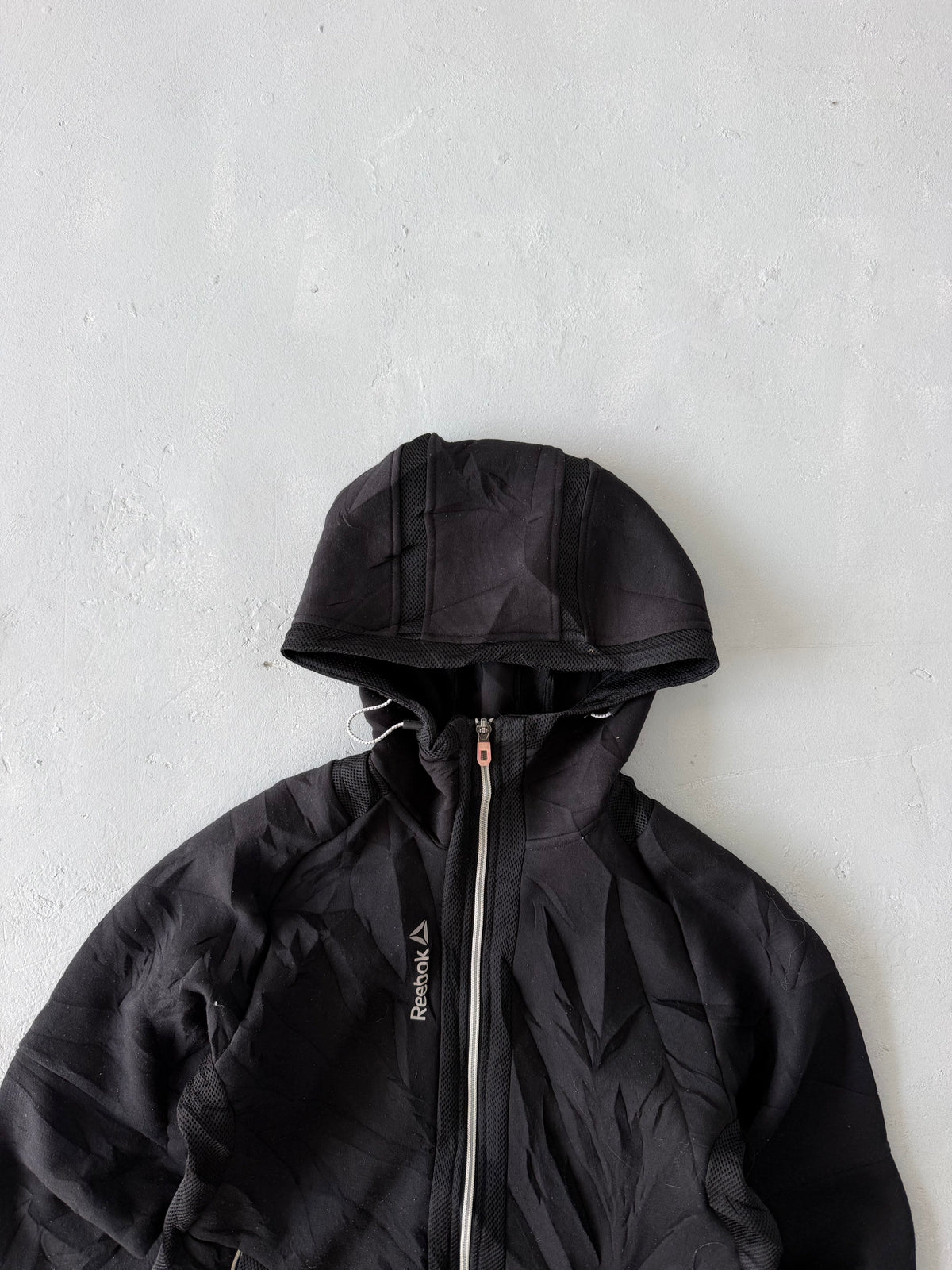 VINTAGE  REEBOK HOODED JACKET -