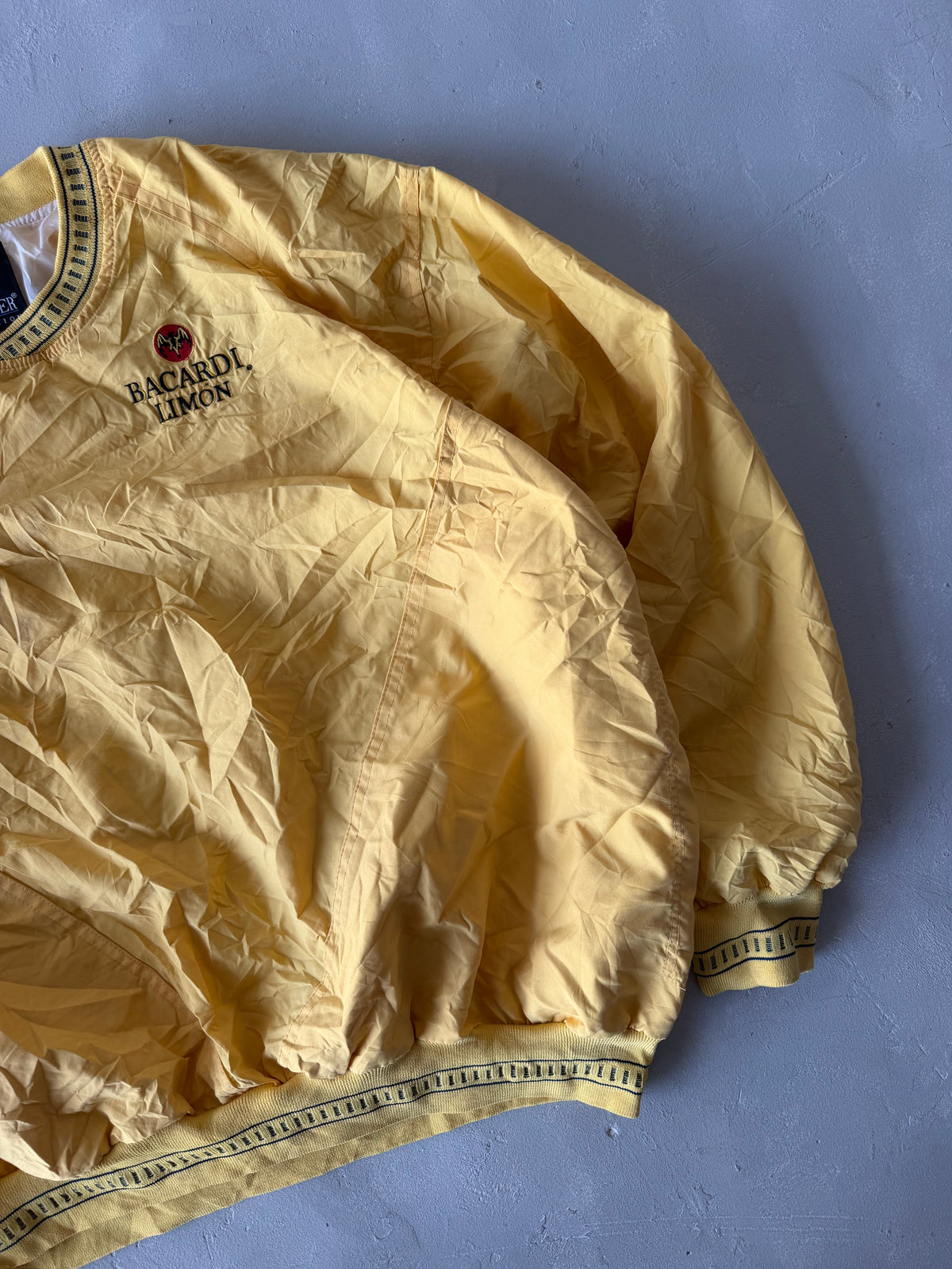 VINTAGE PULL OVER - XL