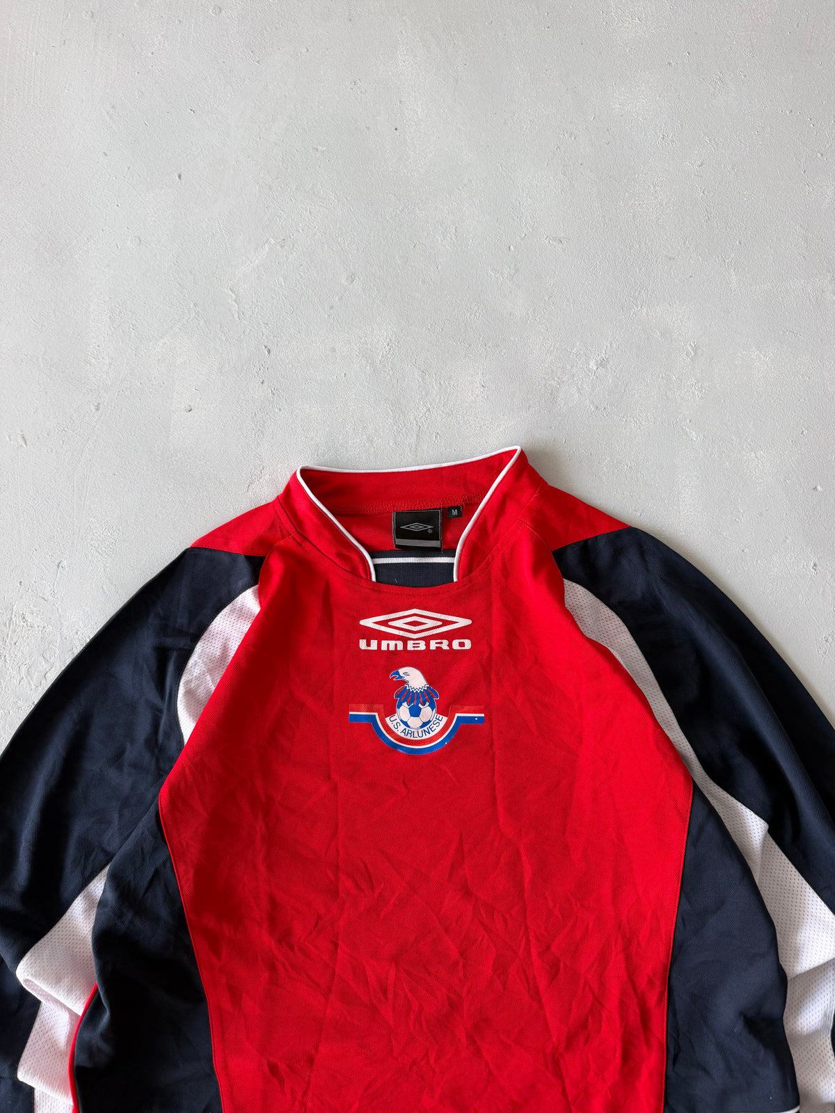 VINTAGE UMBRO JERSEY - M