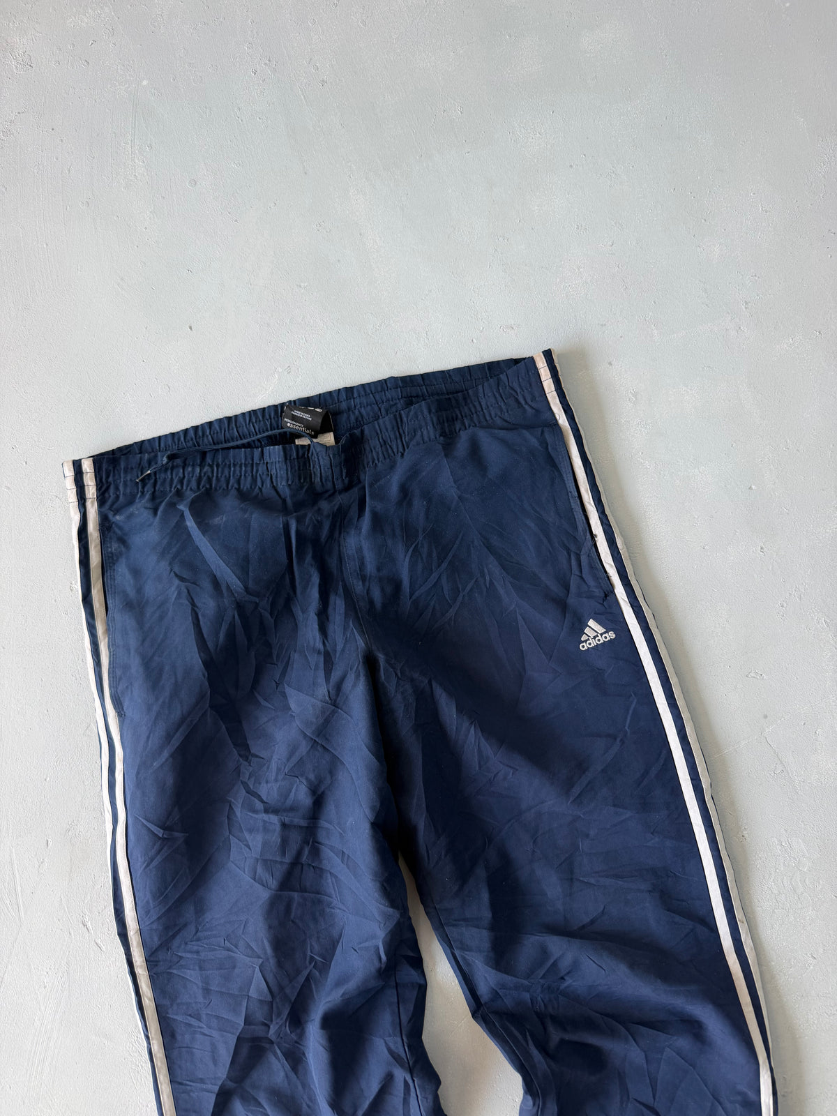 ADIDAS STRIPED TRACK PANT - XL