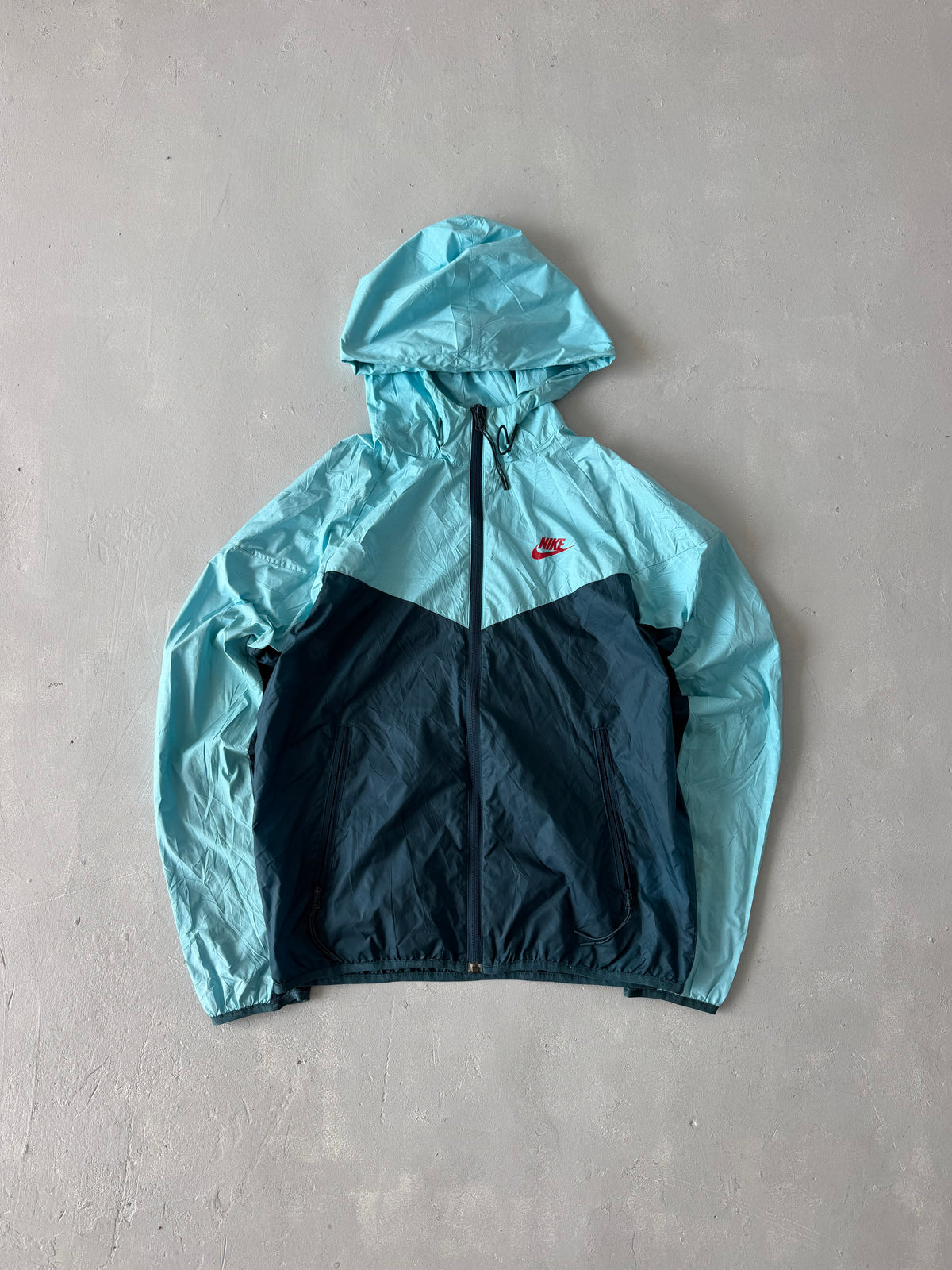 VINTAGE NIKE HOODED JACKET -