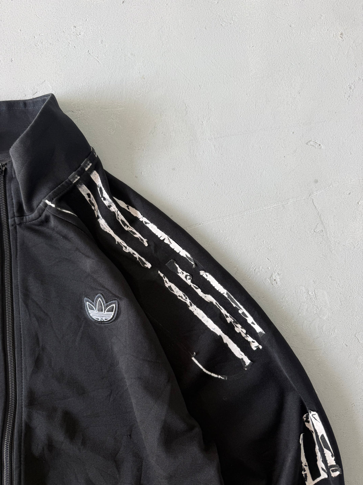 ADIDAS ORGINALS STRIPED JACKET - M