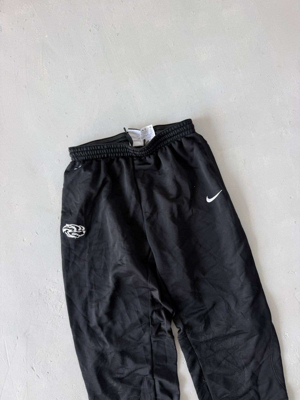NIKE TRAINING PANT - S