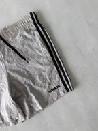 ADIDAS SWEAT SHORTS - L