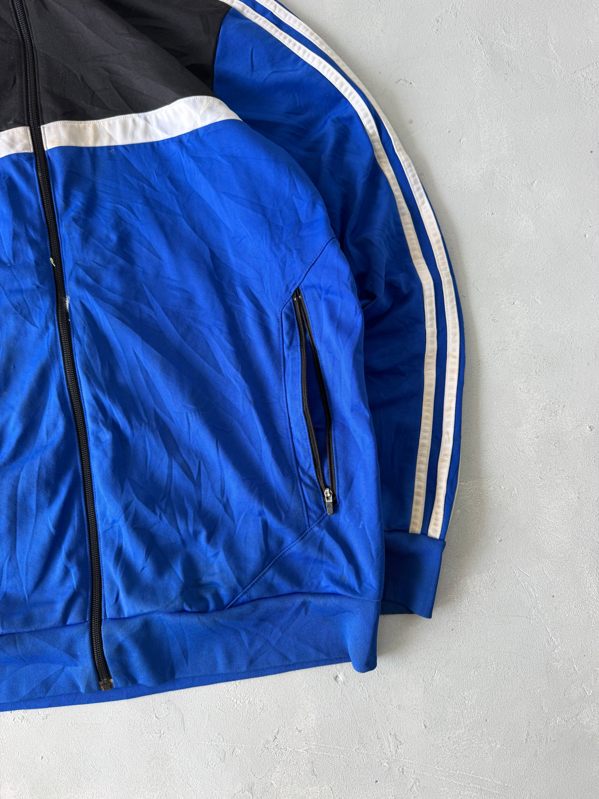 ADIDAS STRIPED JACKET - XL
