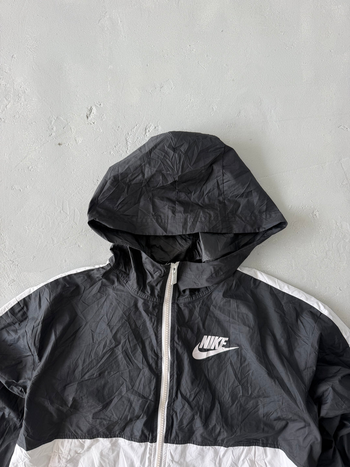 NIKE COLOR BLOCK HOODED JACKET -