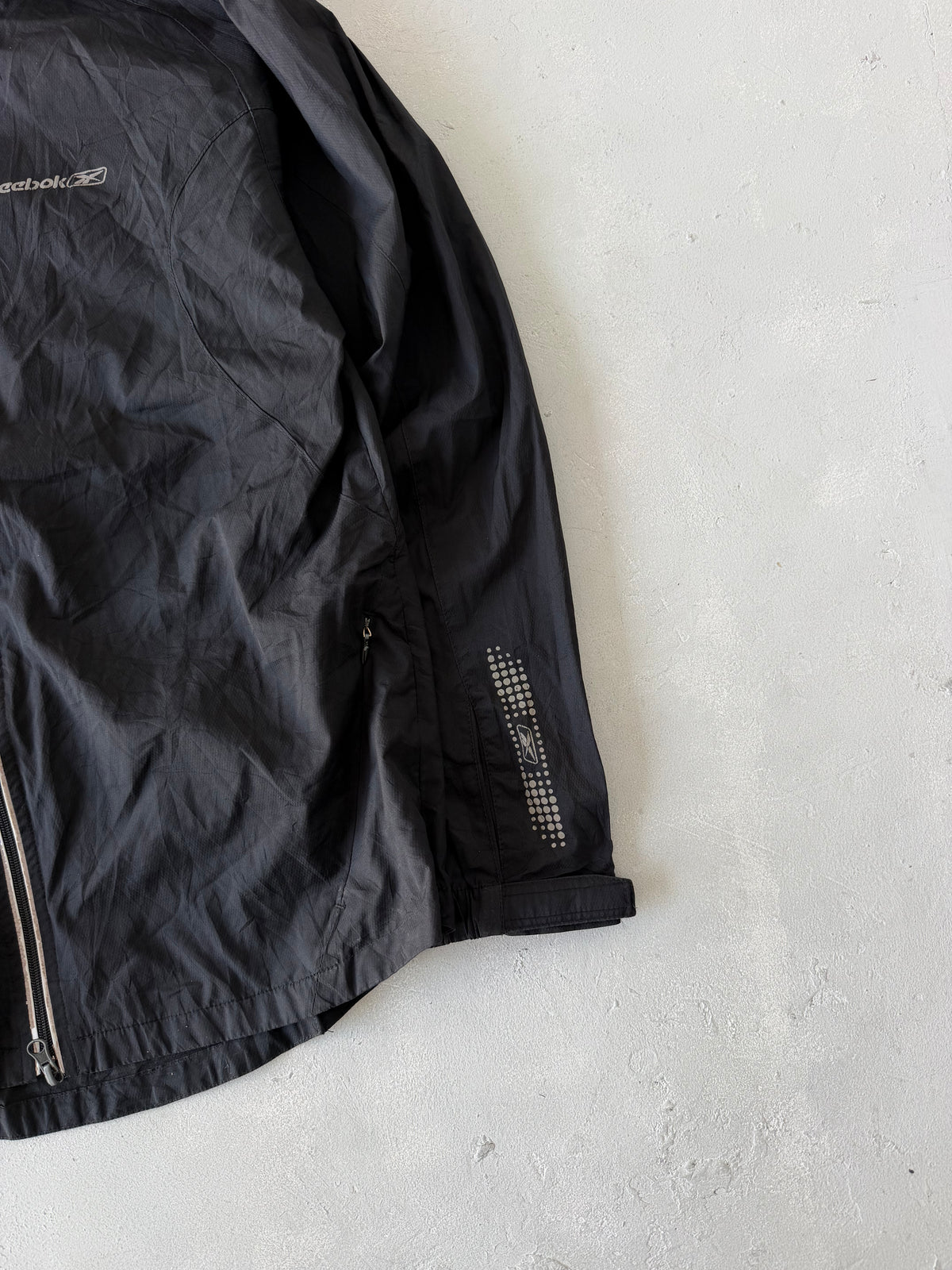 VINTAGE REEBOK JACKET - L