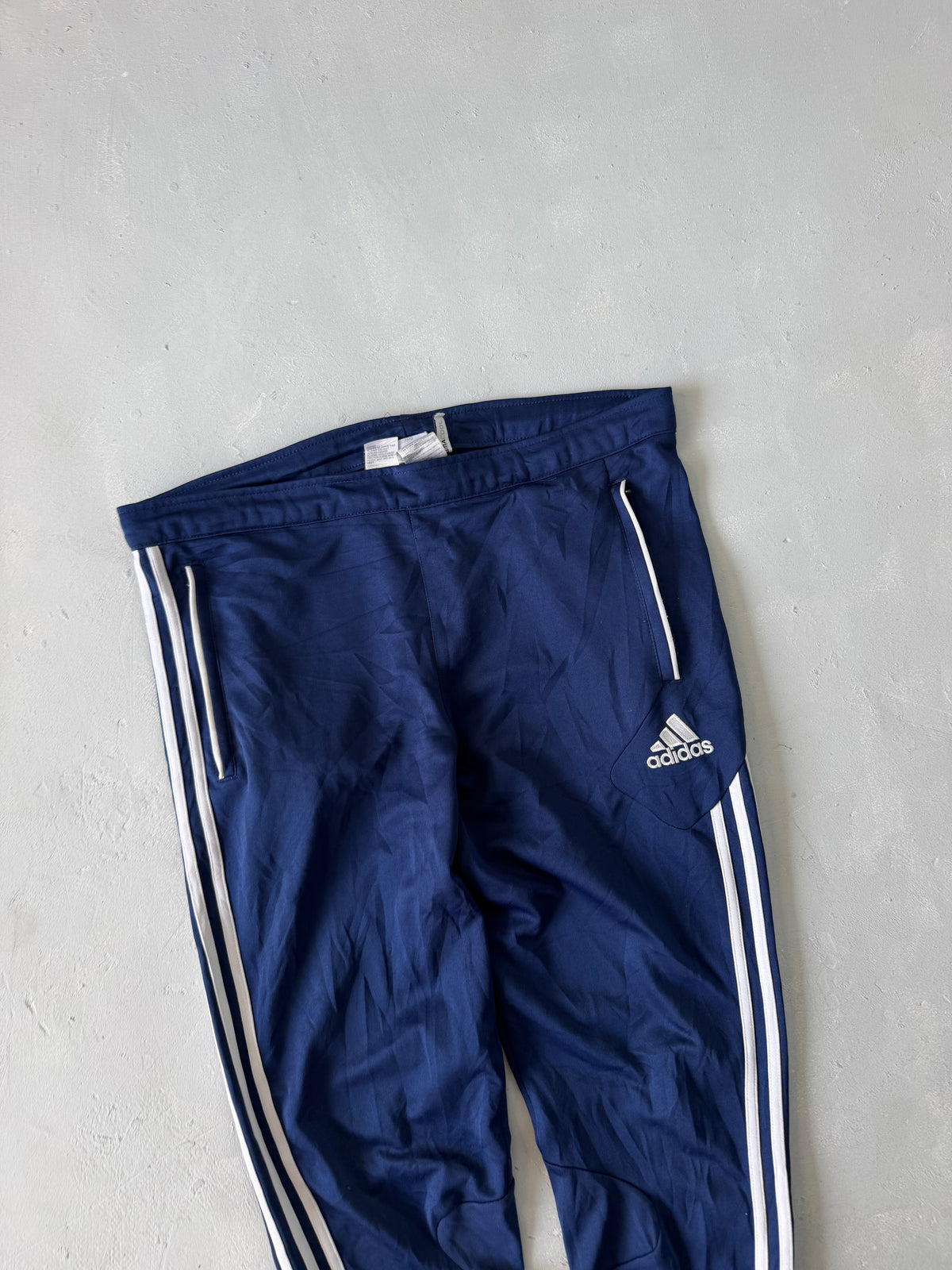 ADIDAS STRIPED TRACK PANT - L
