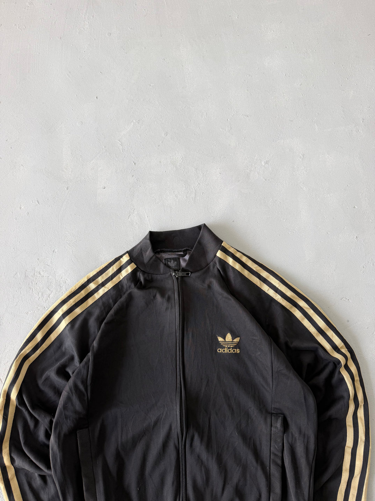 ADIDAS STRIPED JACKET - M