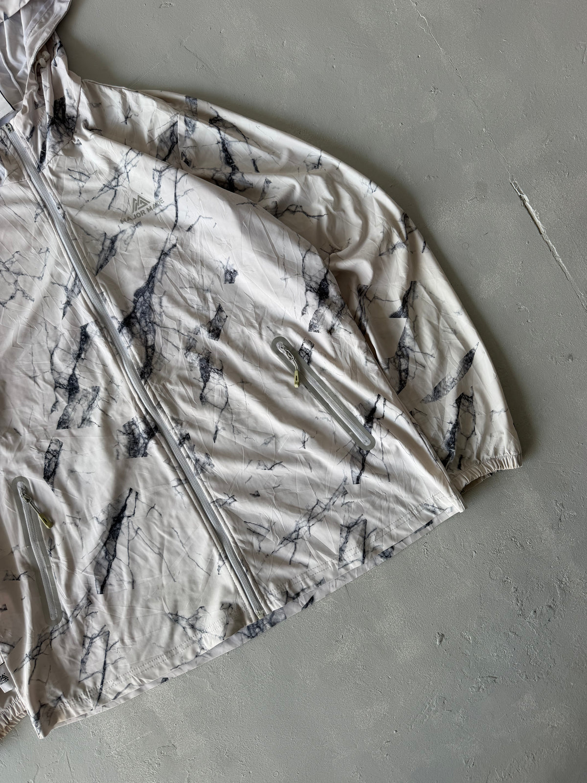 VINTAGE PRINTED HOODED JACKET -