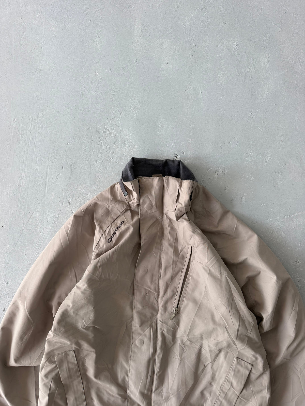 QUECHUA HIKING JACKET -