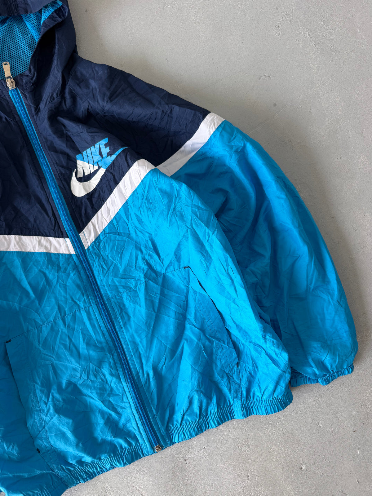 NIKE HOODED JACKET - XS