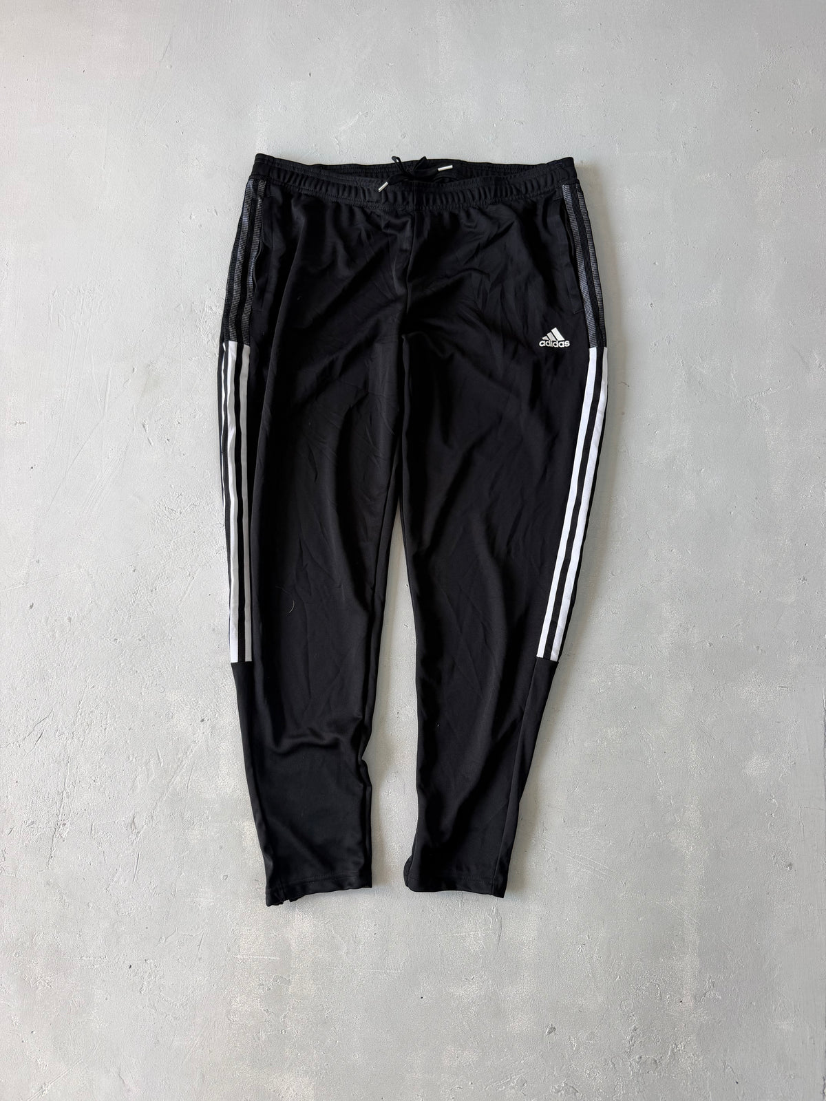 ADIDAS STRIPED TRAINING PANT - L