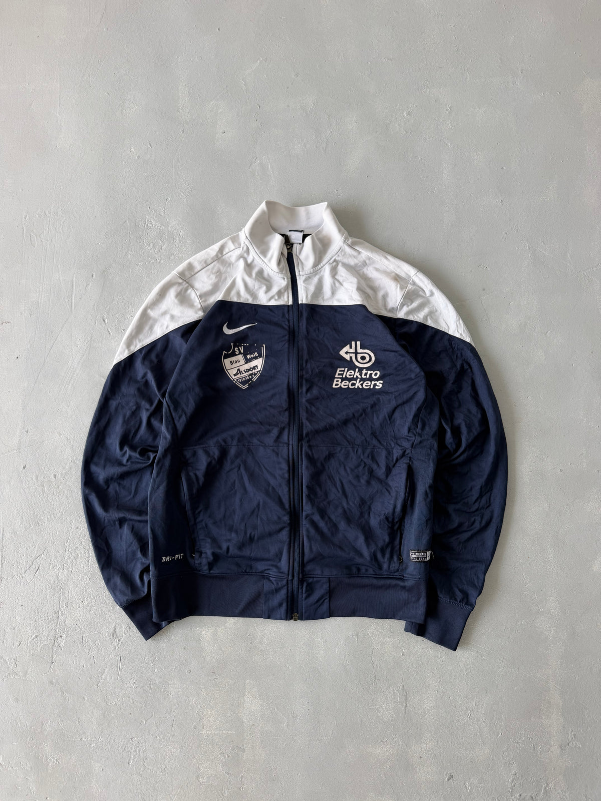 VINTAGE NIKE JACKET - M