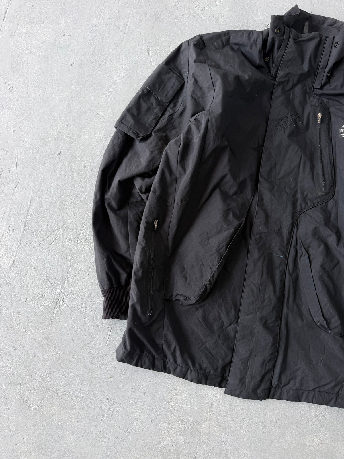 ADIDAS TECH FIT JACKET -