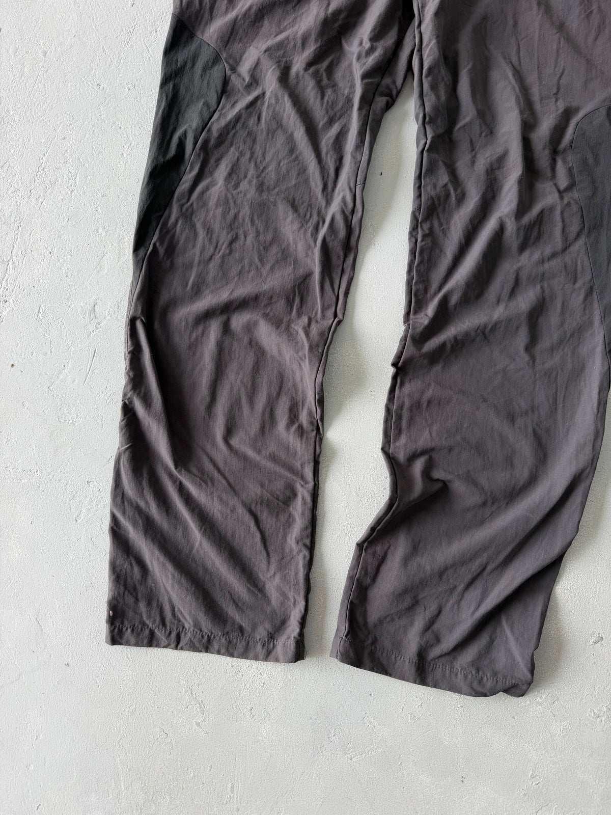 QUECHUA HIKING PANT - L