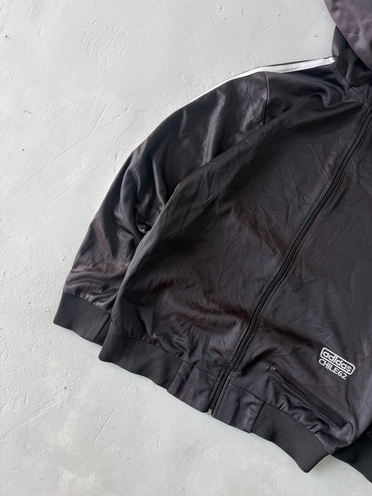 ADIDAS STRIPED JACKET - M