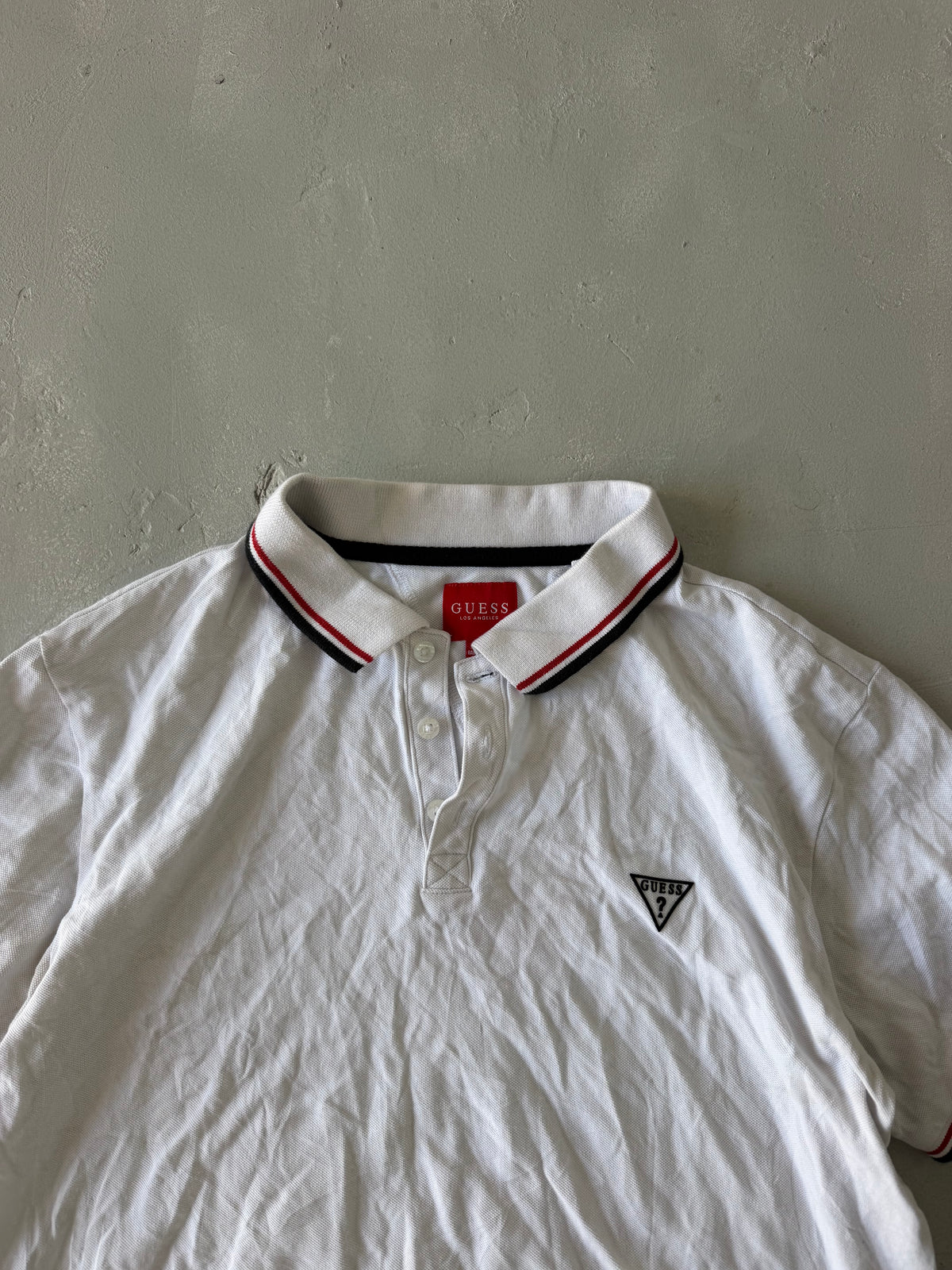 GUESS POLO TEE - M