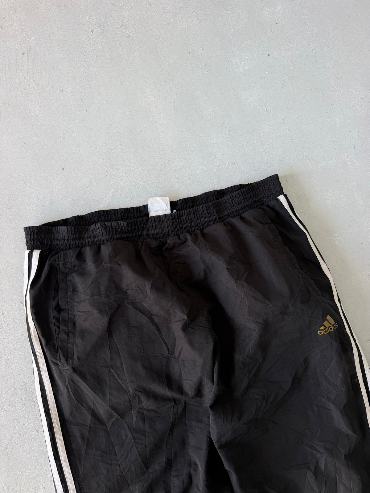 ADIDAS STRIPED TRACK PANT - XL