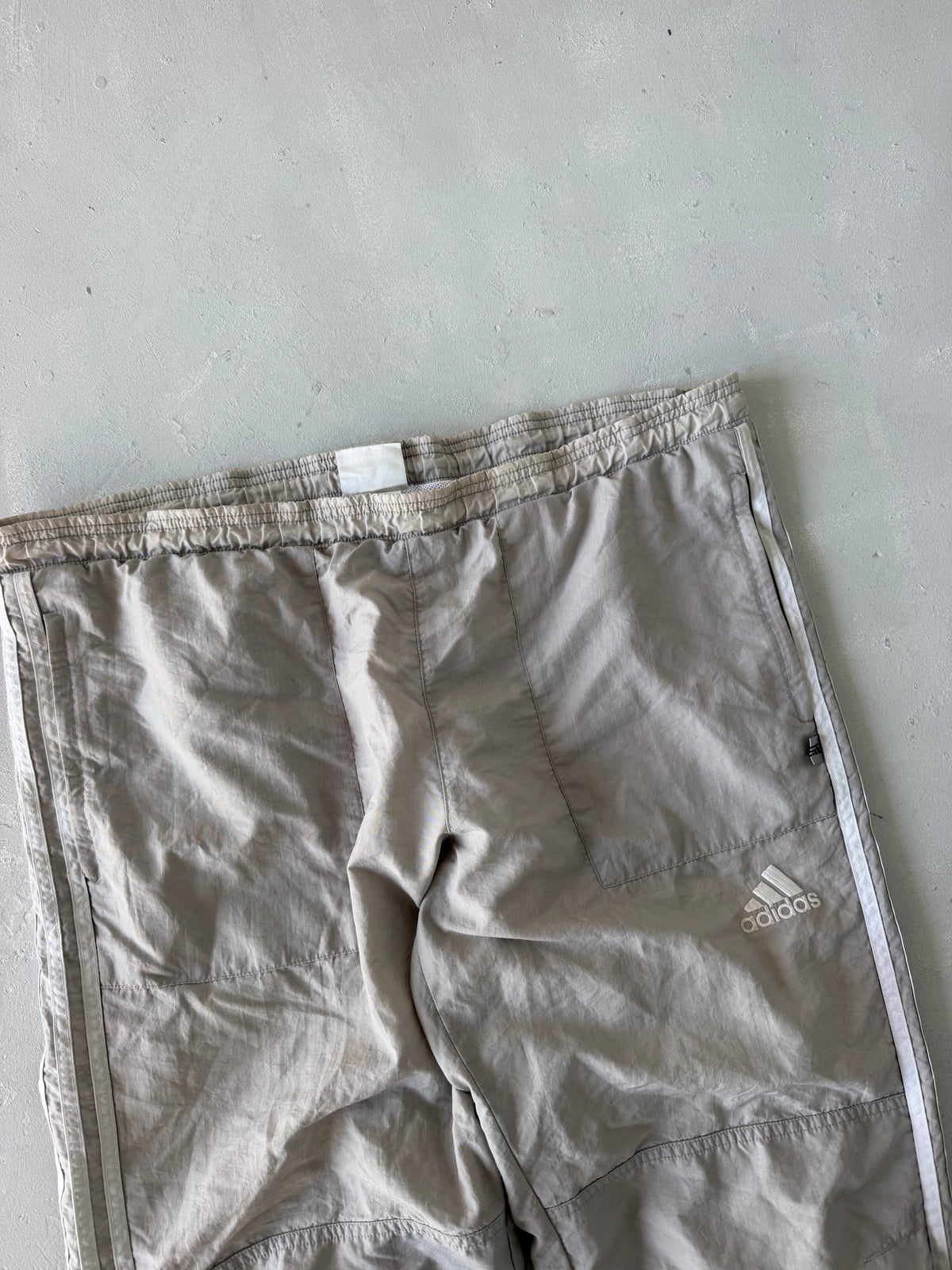 ADIDAS STRIPED TRACK PANT - XL