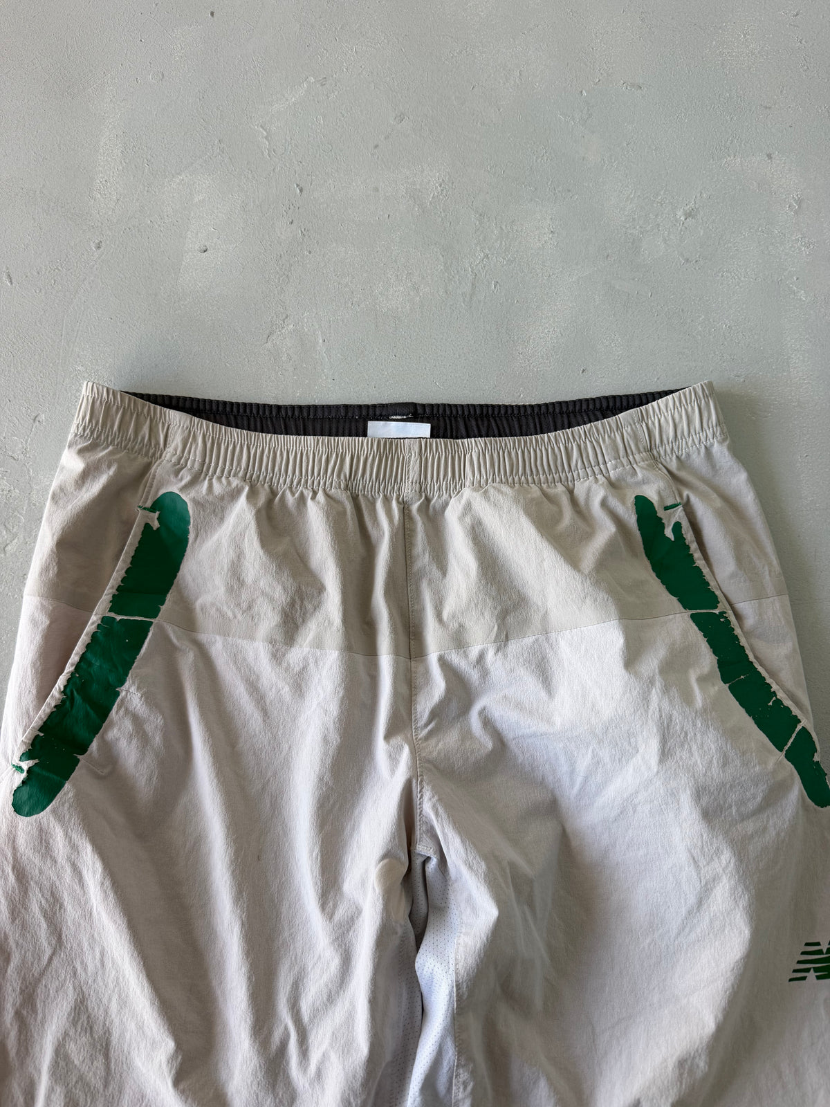 NEW BALANCE SHORTS - M