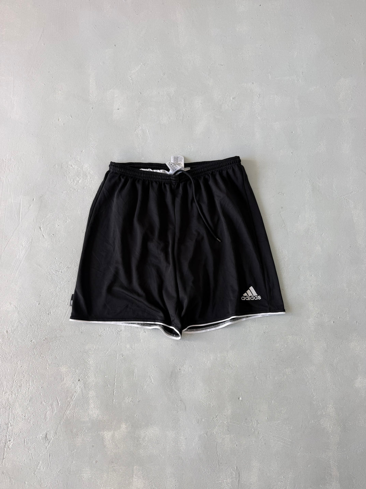 ADIDAS BASIC SHORTS  - M