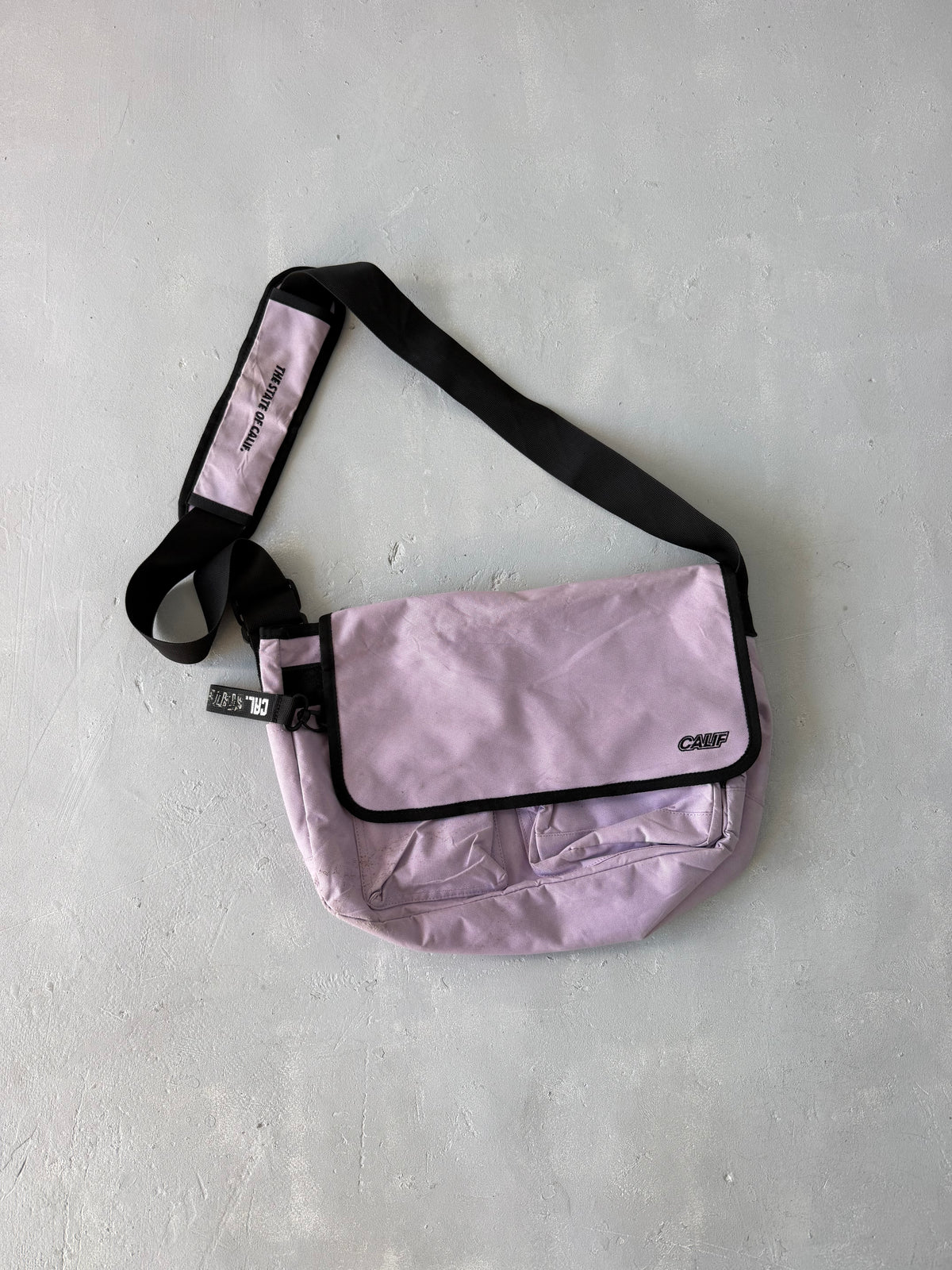 CALIF MESSENGER BAG