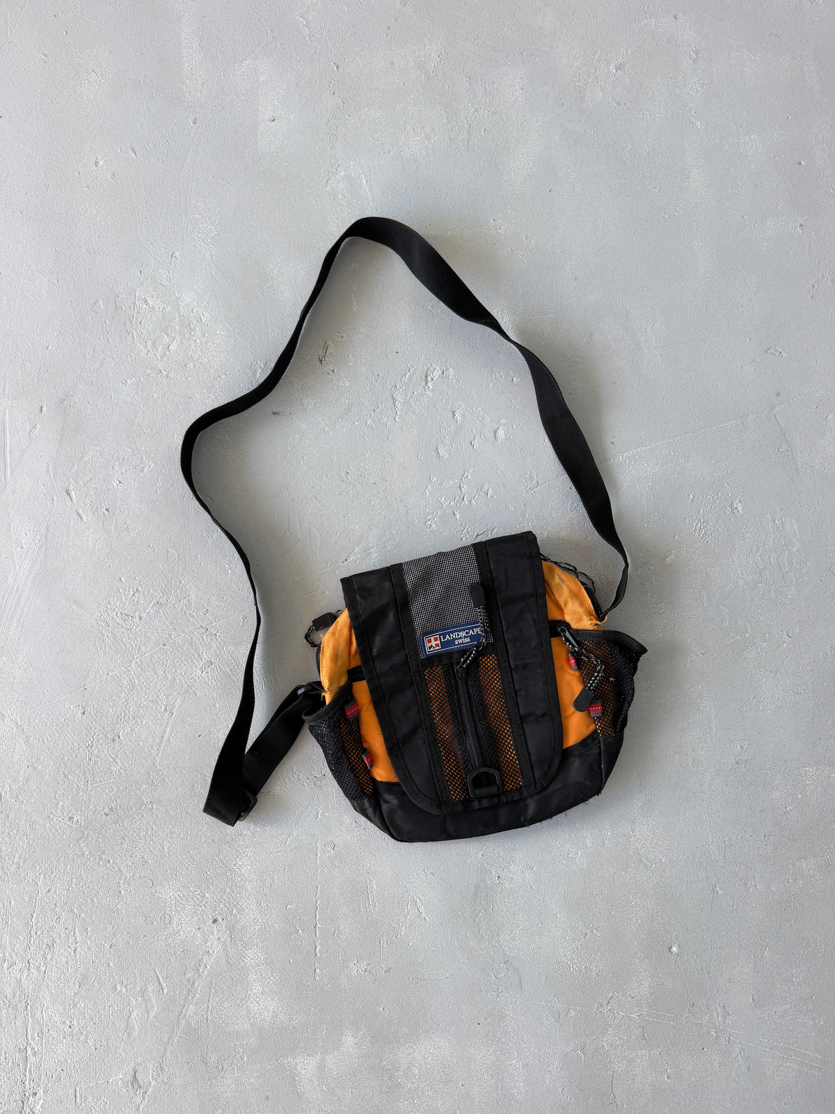 SLING BAG