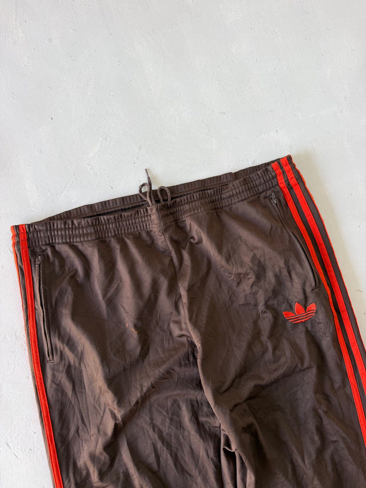 ADIDAS STRIPED TRACK PANT - XL