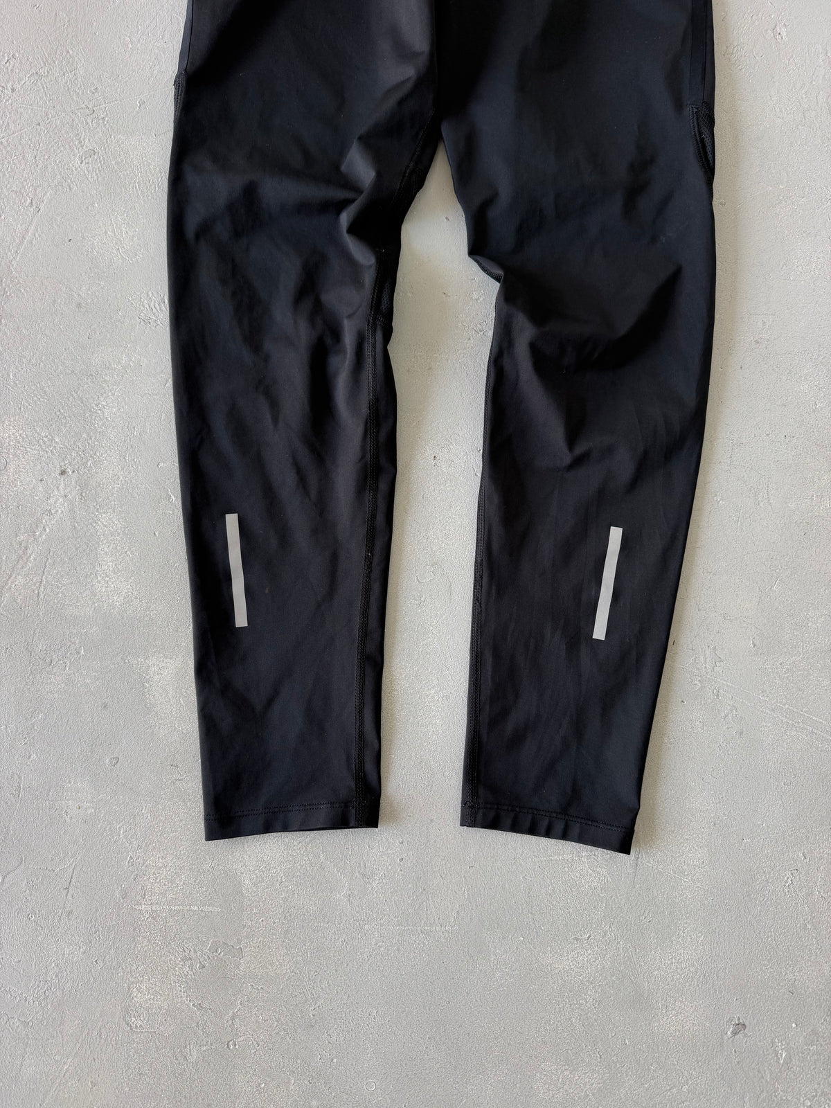 NIKE TRAINING PANT - M