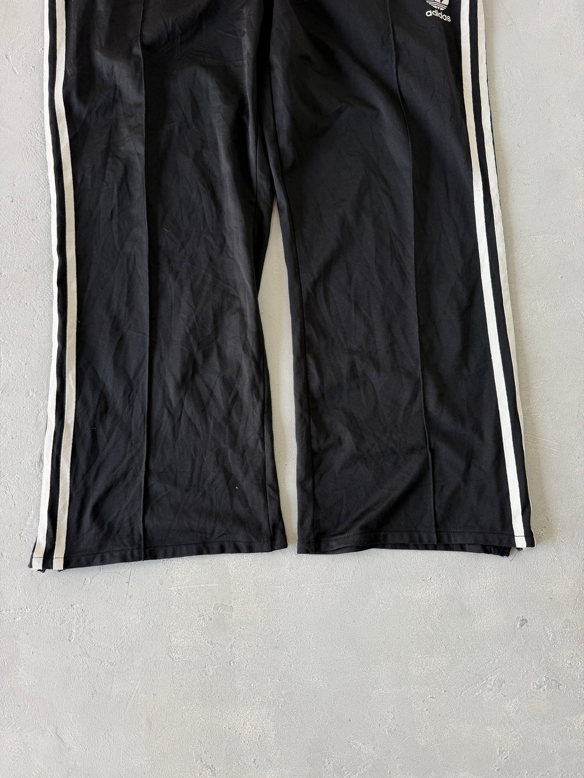 ADIDAS STRIPED WOMENS TRACK PANT - XL