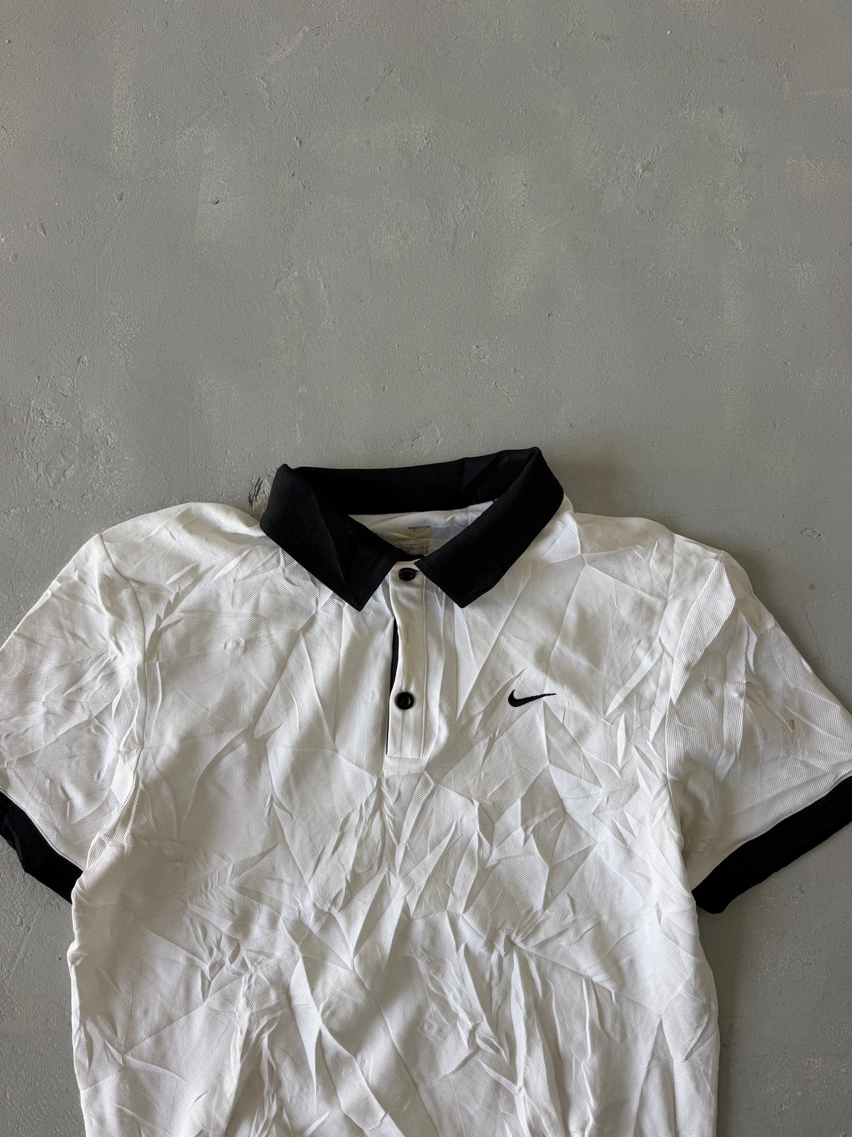 NIKE DRI FIT POLO TEE - M