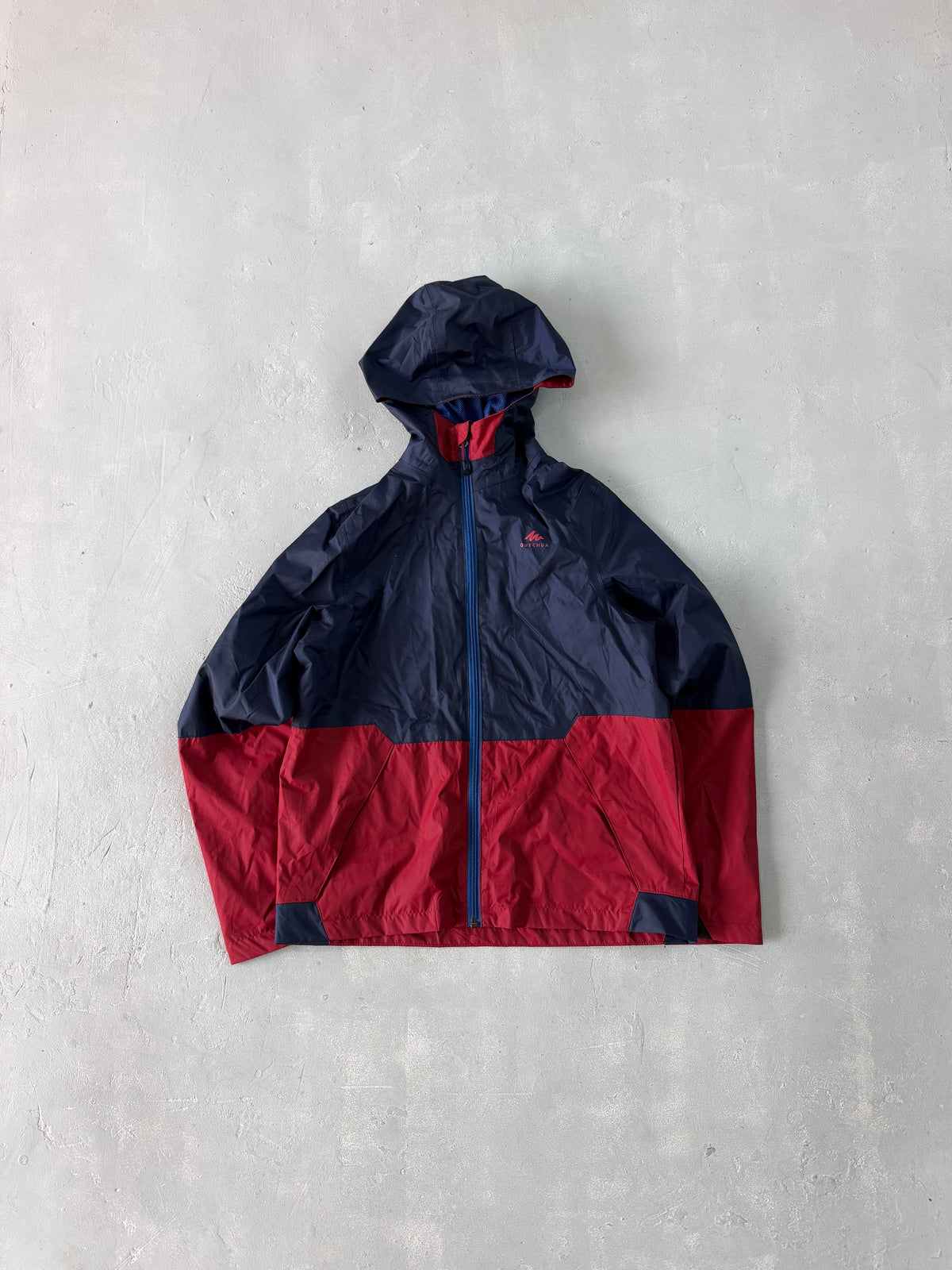 QUECHUA TREKKING JACKET - XS